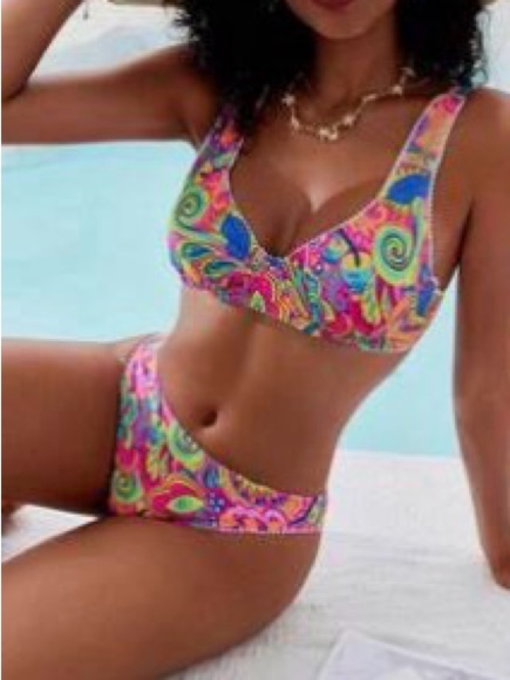 Two pieces bathing suit